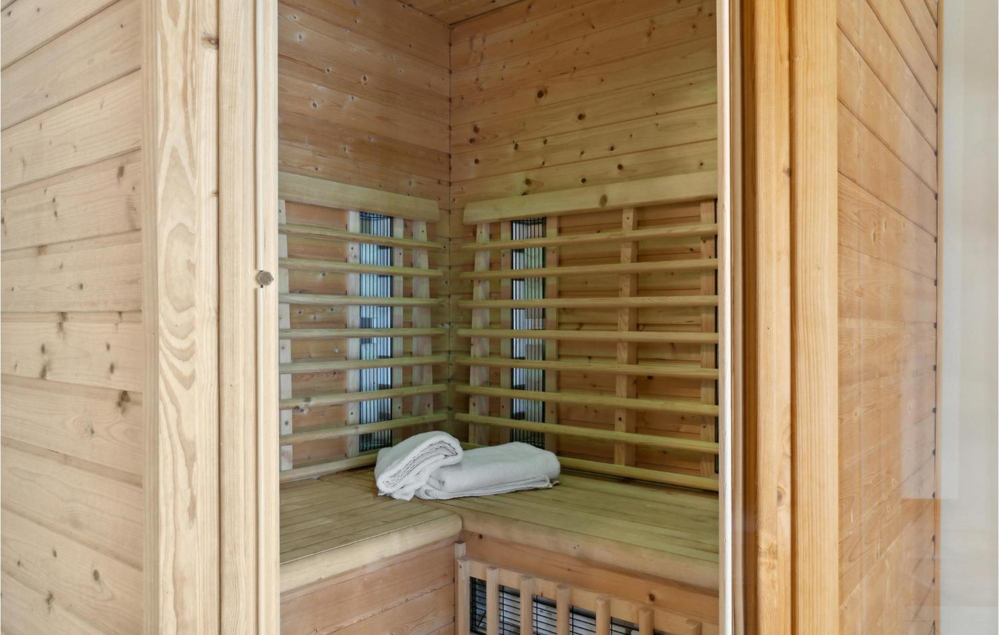 Amazing Home In Askeby With Sauna Luaran gambar