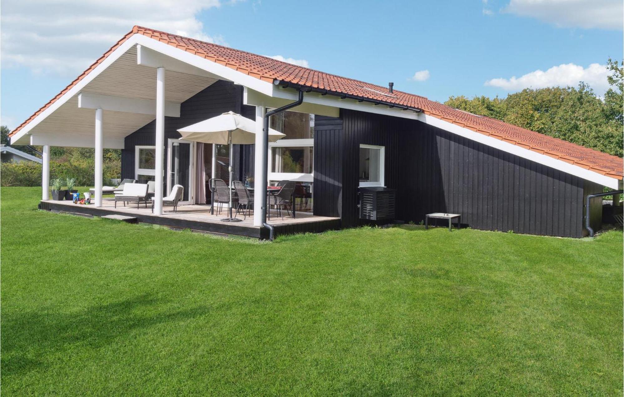 Amazing Home In Askeby With Sauna Luaran gambar